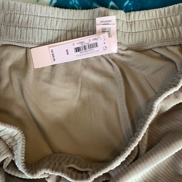 NWT❗️Victoria’s Secret joggers - Picture 3 of 5